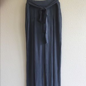 Wide leg gray-blue pants